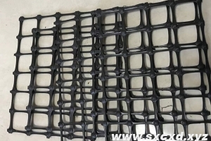礦用塑料土工格柵是什么，其特點及應(yīng)用領(lǐng)域